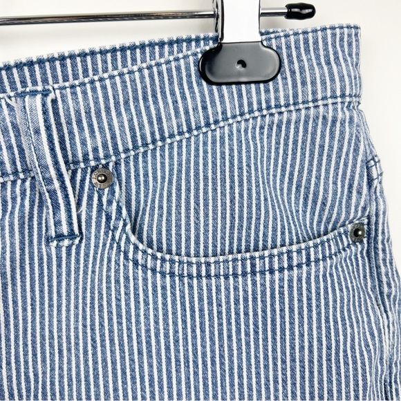 J. Crew Factory High-rise flare crop jean with piper stripe Size 30 - Picture 8 of 10